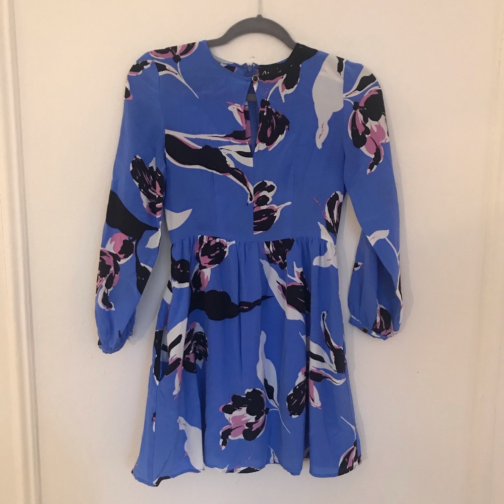 Beautiful Blue Patterned Dress